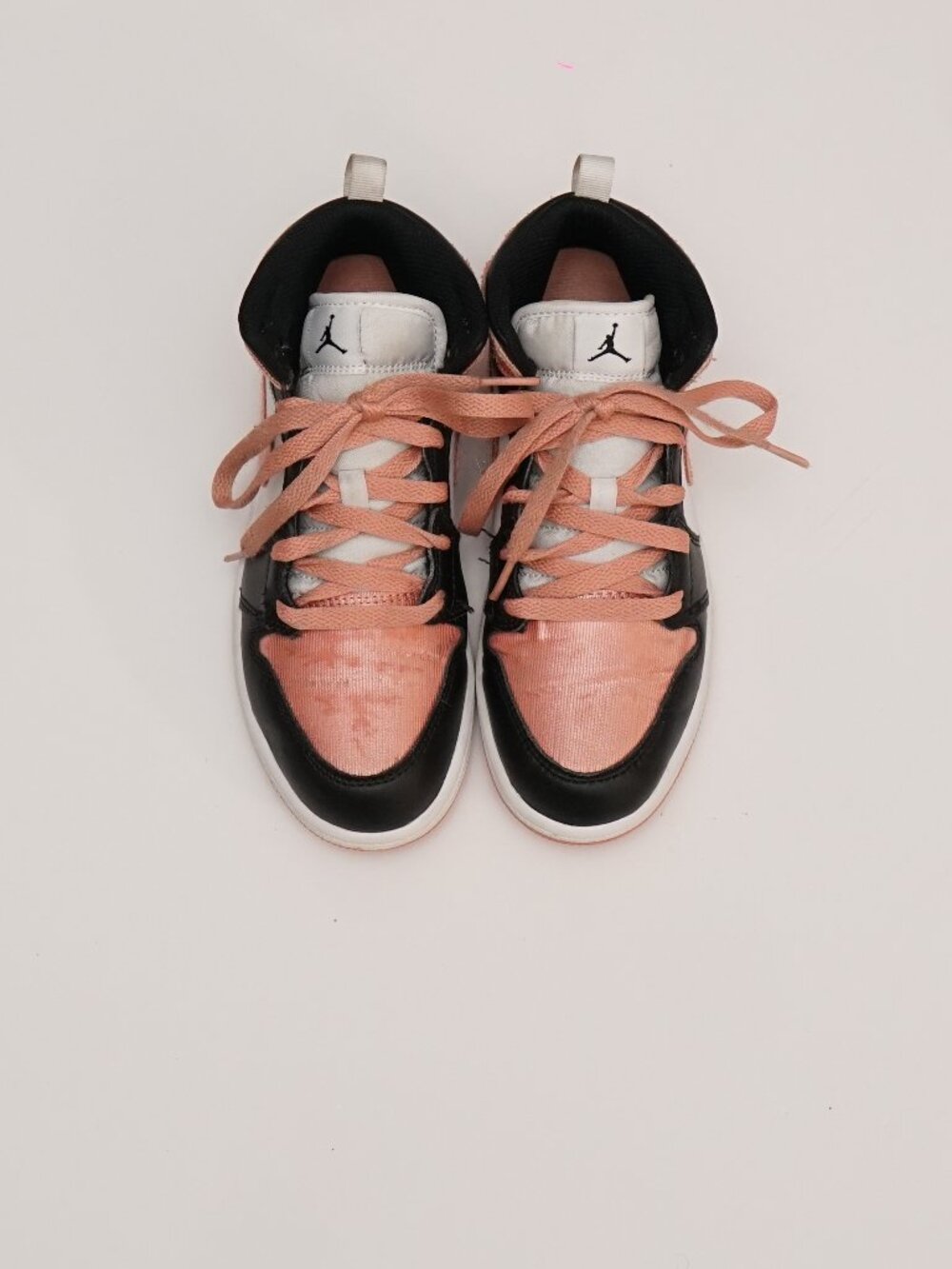 Nike Air Jordan 1 Mid GS Light Madder Root - Size 2y